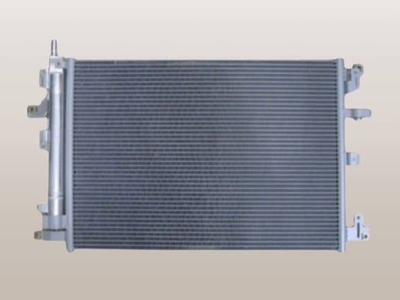 ボルボ　コンデンサー　XC90　30781280　社外新品