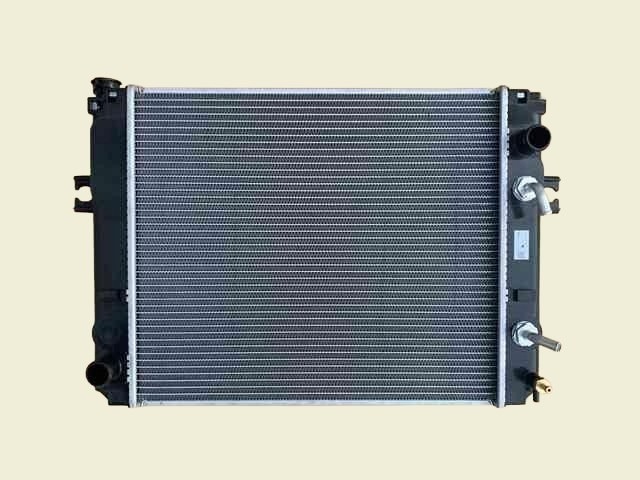 トヨタフォークリフト　ラジエーター　02-8FD30　16420-26650-71　2331-497-0000　ノンクラッチ車　ブラケット再利用　社外新品