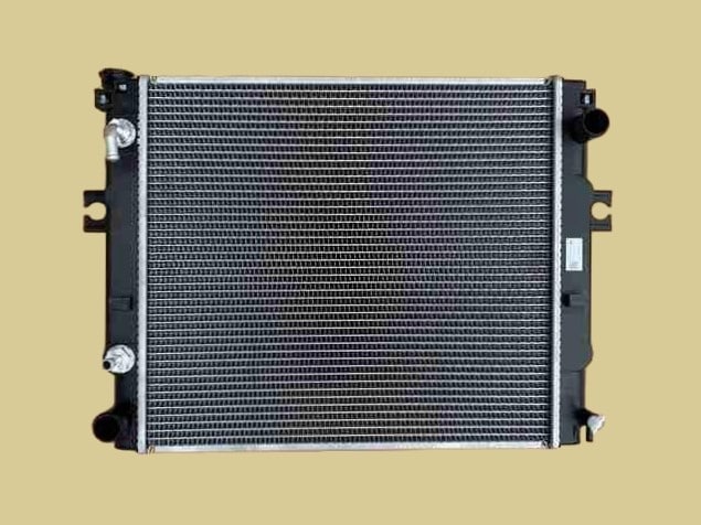 住友フォークリフト　ラジエーター　FG09-20PX　5242053-68　目詰まり対策矩形フィン　ブラケット再利用　社外新品