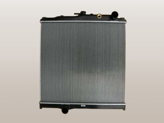 クローラーダンプ　ヤンマー　ラジエーター　C50R-3　123930-44500　社外新品　ブラケット再利用