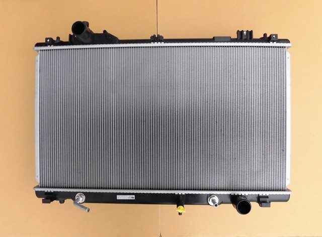 レクサス ラジエーター LS460 USF41 16400-38172 有限会社いわき