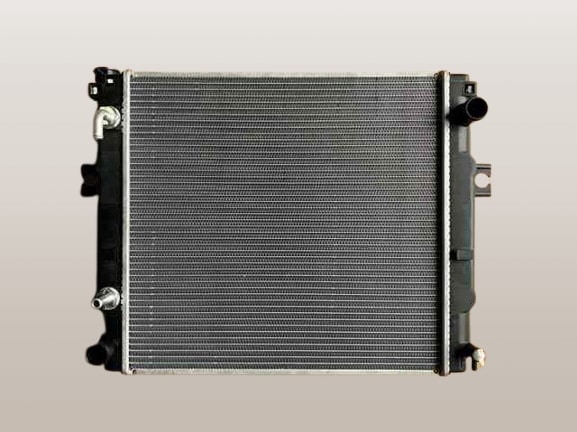 ユニキャリア　フォークリフト　ラジエーター　FD25T5　21450-4YM1A　ブラケット再利用　ラジエーターキャップ付き　社外新品