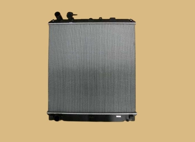 タイタン　ラジエーター　LPR81N　1K0U-15-200　ブラケット再利用　社外新品