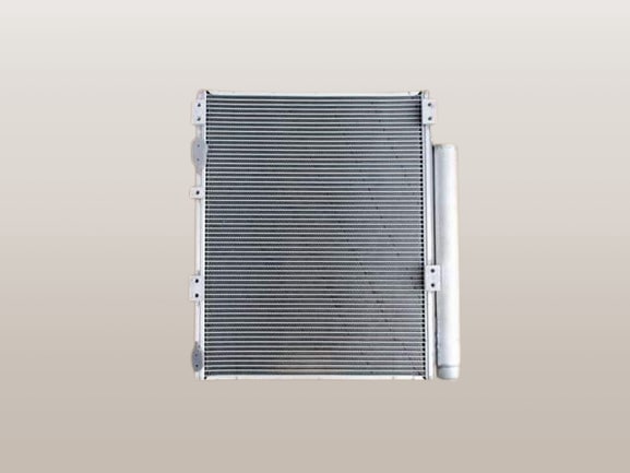 ファイター　コンデンサー　FK61　ME749555　O－リング2個同梱　社外新品