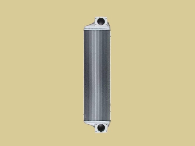 コマツ　ブルドーザー　アフタークーラー　D155AX-6A　17A-03-41122　1146-492-1000　社外新品