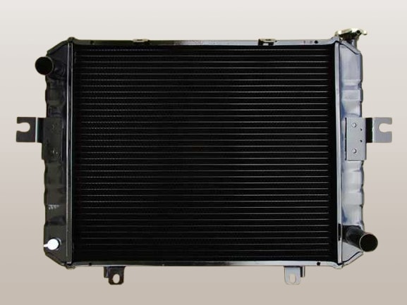 TCMフォークリフト　ラジエーター　FHD25Z　214A2　MT車（クラッチ車）　現物修理対応