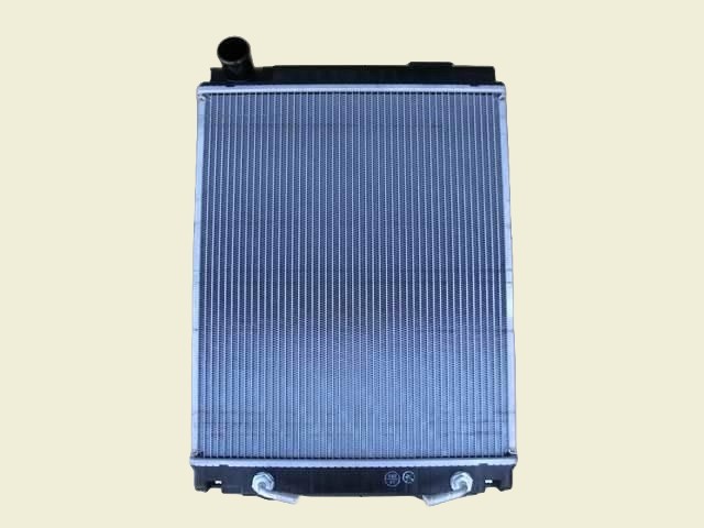 キャンター　ラジエーター　FB70B　ME408732　AT車　ブラケット再利用　社外新品