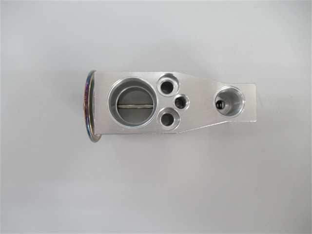 デュトロ　エキスパンションバルブ+O－リング4個同梱　88515-12130　該当型式多数あり　★車輌データより要確認★　社外新品