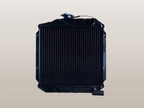 コマツ　パワーショベル　ラジエーター　PC05-5　20M-03-11111　現物修理対応