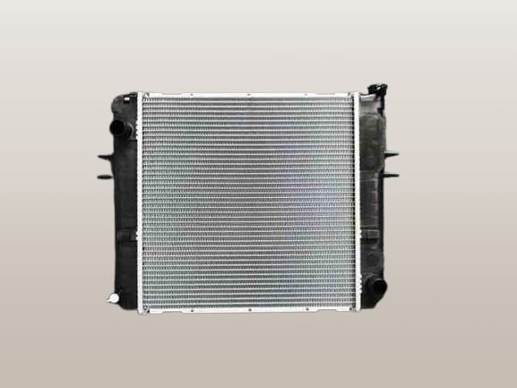 トヨタフォークリフト　ラジエーター　80-7FDL14　MT　クラッチ車　16410-23321-71　ブラケット再利用　社外新品