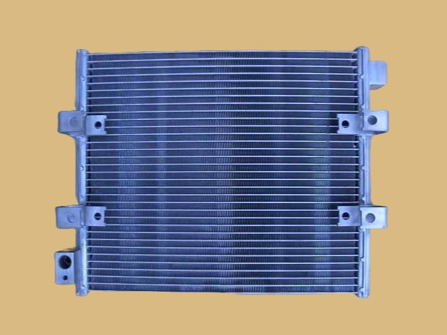 キャンター　コンデンサー　FE70DB　ML274620　リビルト品