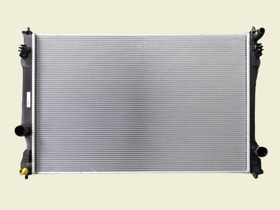 ヴォクシー　ラジエーター　MZRA95W　16400-25130　社外新品