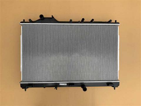 三菱 デリカd5 ラジエター本体 値下げ デリカD5 ラジエーター CV1W 1350B079 有限会社いわきラジエーター