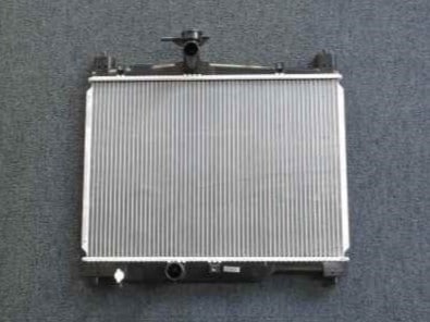 ヴィッツ ラジエーター SCP13 16400-23100 有限会社いわきラジエーター