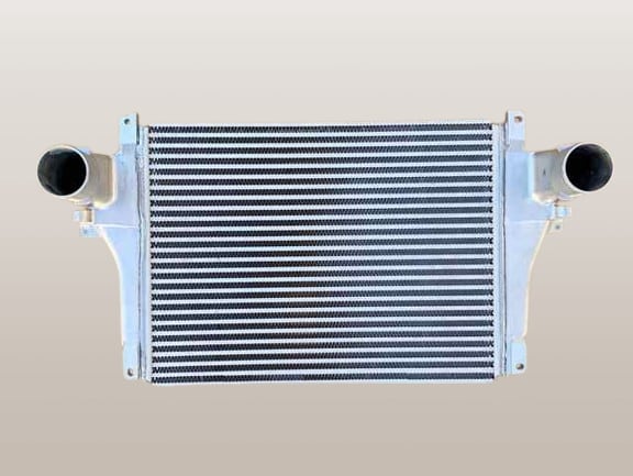 プロフィア　インタークーラー　FH1A　17940-E0550　社外新品