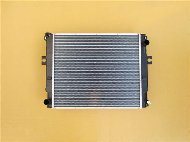 TCM　スキッドステアローダー　ＳＬ7　ラジエーター　2140Ａ-57Ｊ01　ブラケット再利用　新キャップ付き　社外新品