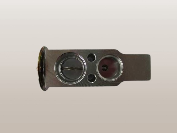 レクサス　IS　エキスパンションバルブ　GSE20　GSE21　GSE25　88515-50160　★車輌データより要確認★　社外新品