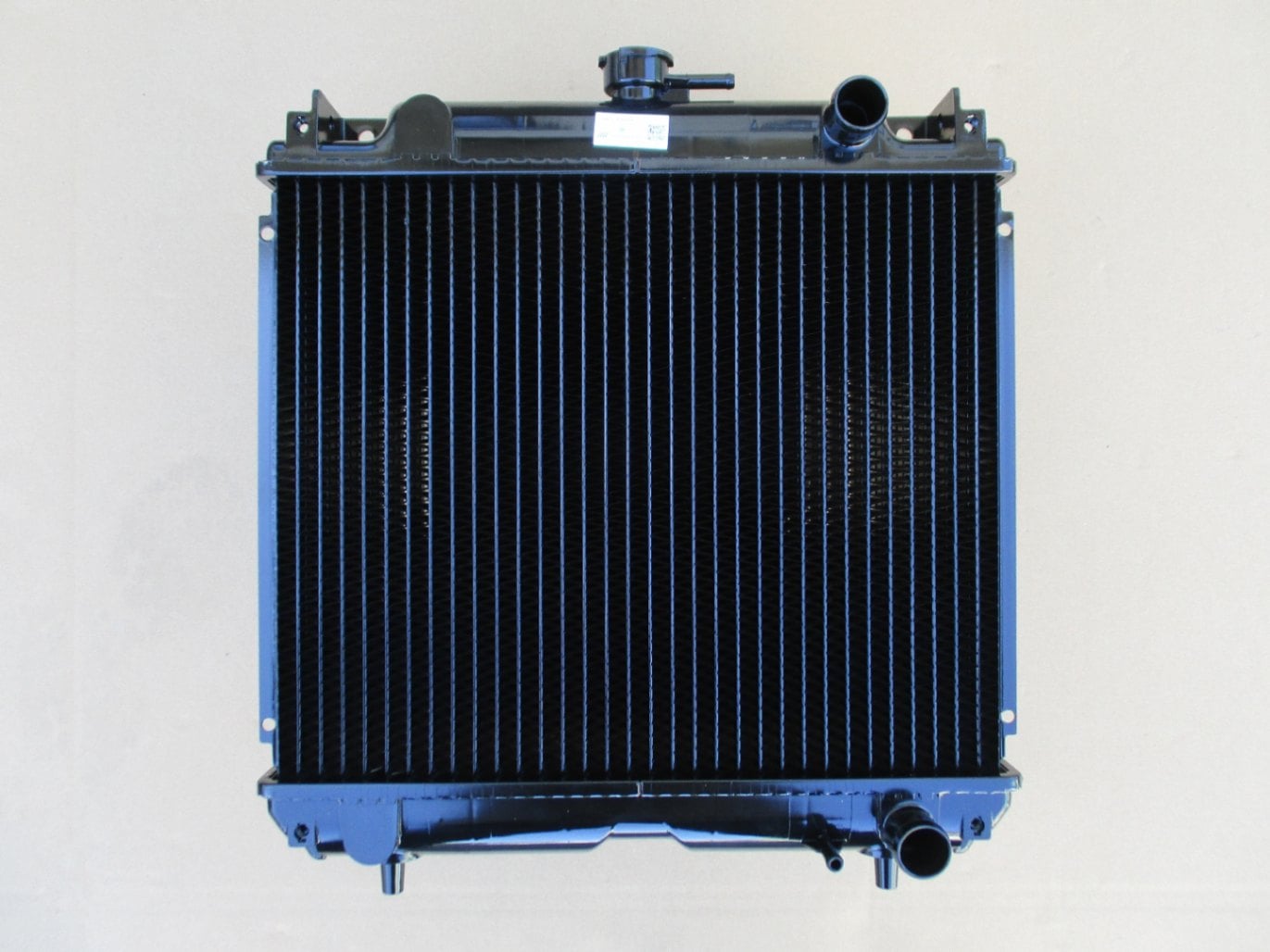 三菱　トラクター　MT221　ラジエーター　10380412000　2461-073-1000-A　社外新品