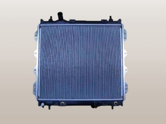 クライスラー　PTクルーザー　ラジエーター　PT2K20　PT2K24　5086547AB　社外新品