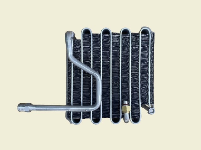 パジェロ　フロント用　エバポレーター　L04＃＃＃　MB298877　047600-3073　エキスパンションバルブ+O-リング3個同梱　社外新品