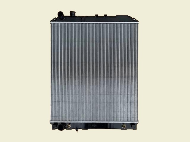 フォワード　ラジエーター　FSR90　8-97870-855-0　ブラケット再利用　社外新品