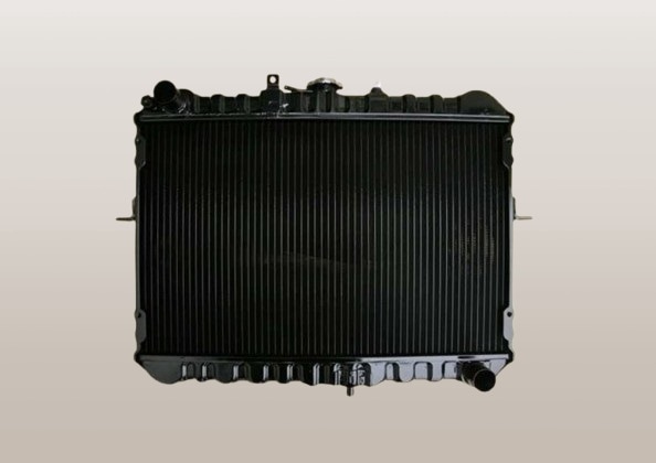 ボンゴ　ラジエーター　SEF8T　RF01-15-200#　【現物修理(コア新品交換)】　★車輌データより適合確認必要★