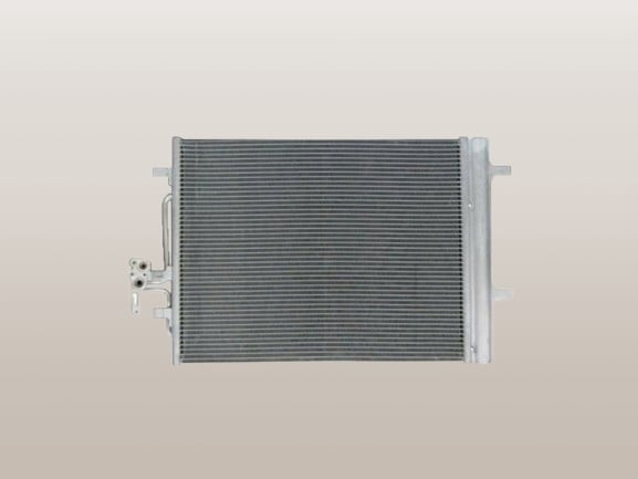 ボルボ　コンデンサー　V40　DBA-MB4164T　30794562　社外新品