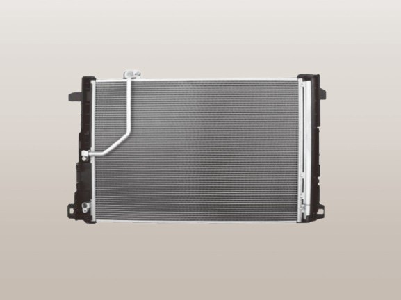 ベンツ　Cクラス　Eクラス　DBA-204041　DBA-204048　DBA-204254　DBA-207356　LDA-212024C　コンデンサー　2045000254　社外新品