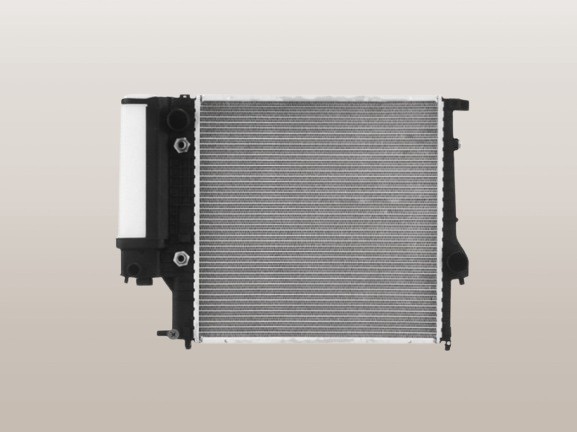 BMW　ラジエーター　E30　CB25　17111723528　社外新品