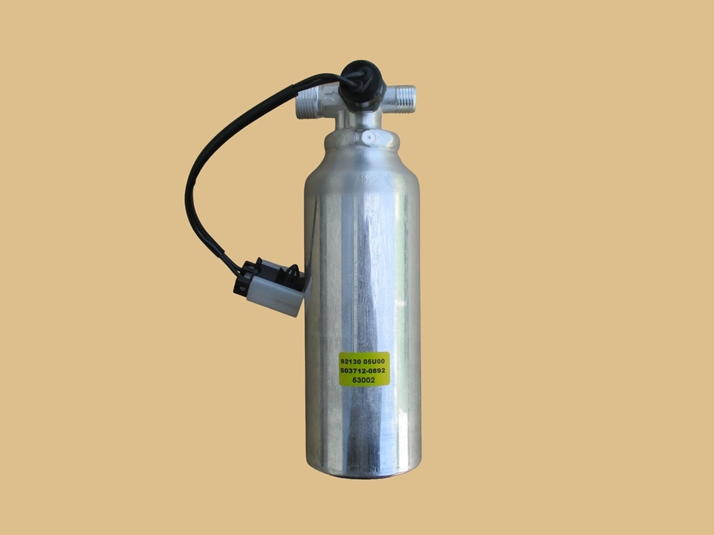 スカイライン　ECR32　ER32　FR32　リキッドタンク　92130-05U00　503712-0892　プレッシャースイッチ付き　O-リング2個同梱　社外新品