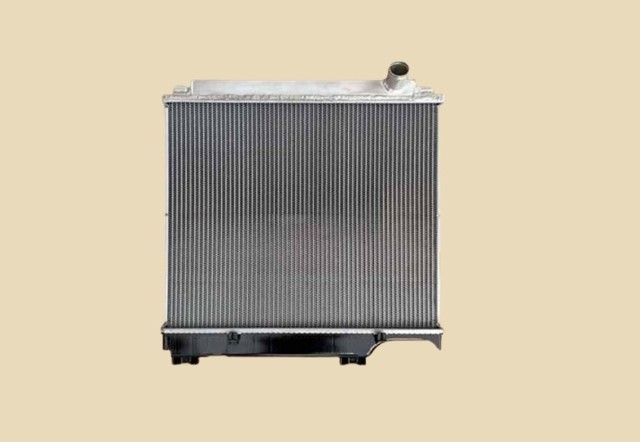 レンジャー　ラジエーター　BU107M　BU147M　16400-58541　MT車　ブラケット再利用　★社外新品/上タンク強化品★　