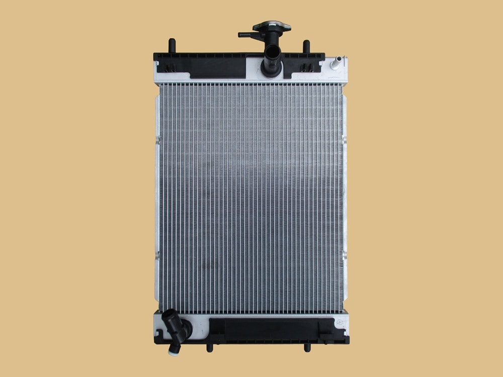 シフォン　ラジエーター　LA600F　LA610F　16400-B2411　社外新品