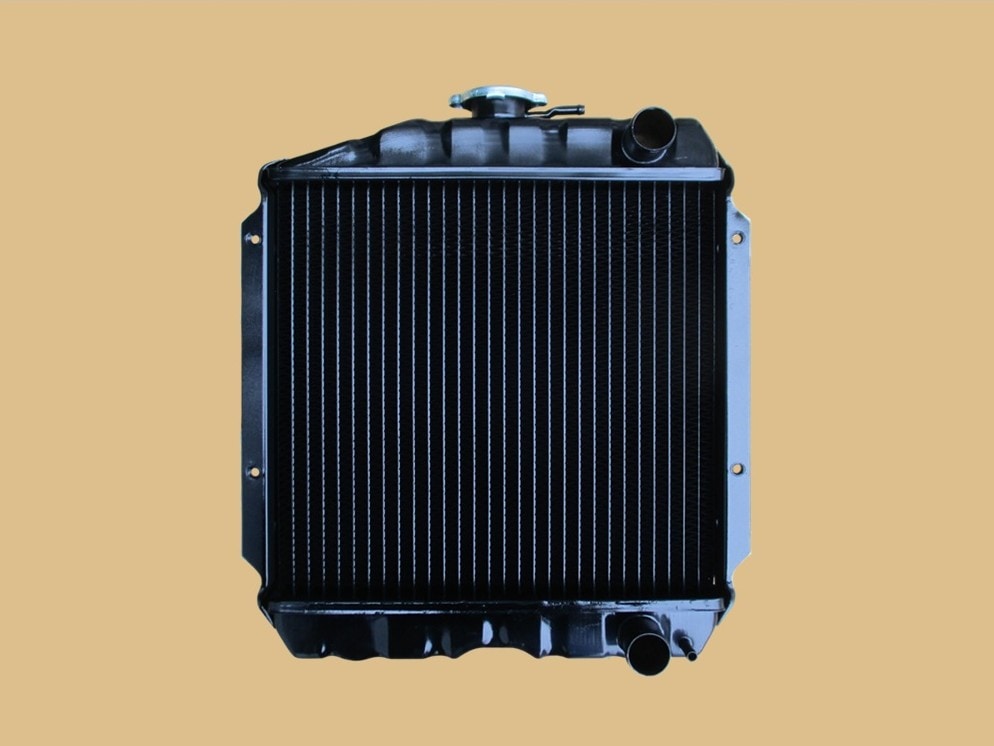 三菱　トラクター　ラジエーター　MT21　TOYO(ﾃｨﾗﾄﾞ) 10300411　現物修理