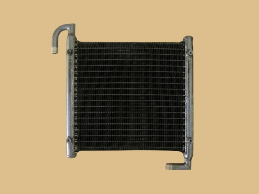 日立建機　パワーショベル　作動油オイルクーラー　EX60-5　4397056　リビルト　ｺｱ返却不要（1台のみの特価品）