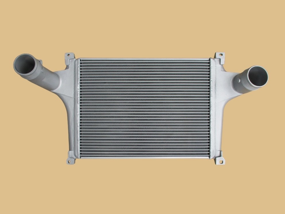UD　コンドル　インタークーラー　LK38C　LK38L　LK38N　MK38C　MK38L　21801-30Z3B　リビルト品