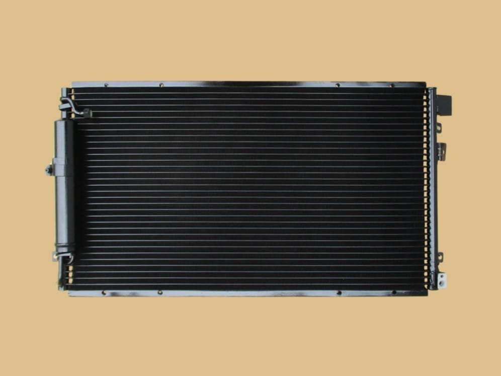 シーマ　コンデンサー　GF50　GNF50　92100-AR000　92100-AR070　【レシーバータンク形状確認必要】　リビルト品 　コア返却厳守商品