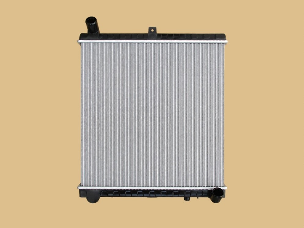 タイタン　ラジエーター　WHS5T　AT車　VS29-15-200A　ブラケット再利用　容量UPコア増し品　社外新品