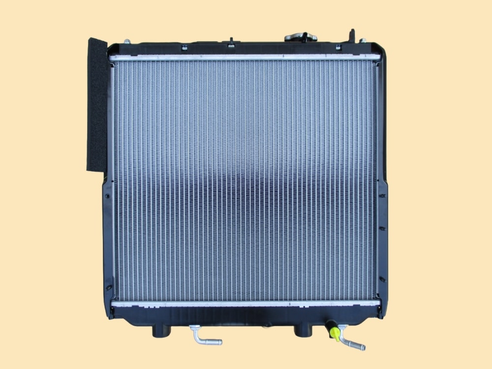 k．y KOYORAD ラジエーター 16400-78661 トヨエース XZU508 XZU538 18ヶ月