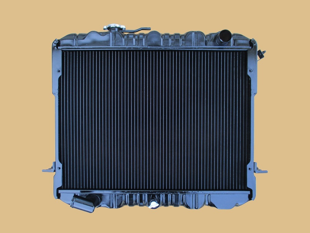ラジエーター ニッサン アトラス AKR71E3N 4HG1 MT 1999年07月〜2002年06月 MT車用 参考純正品番：21400-89TG2 AP-RAD-1435 ラジエーター ニッサン アトラス AKR71E3N 4HG1 MT 1999年07月〜2002年