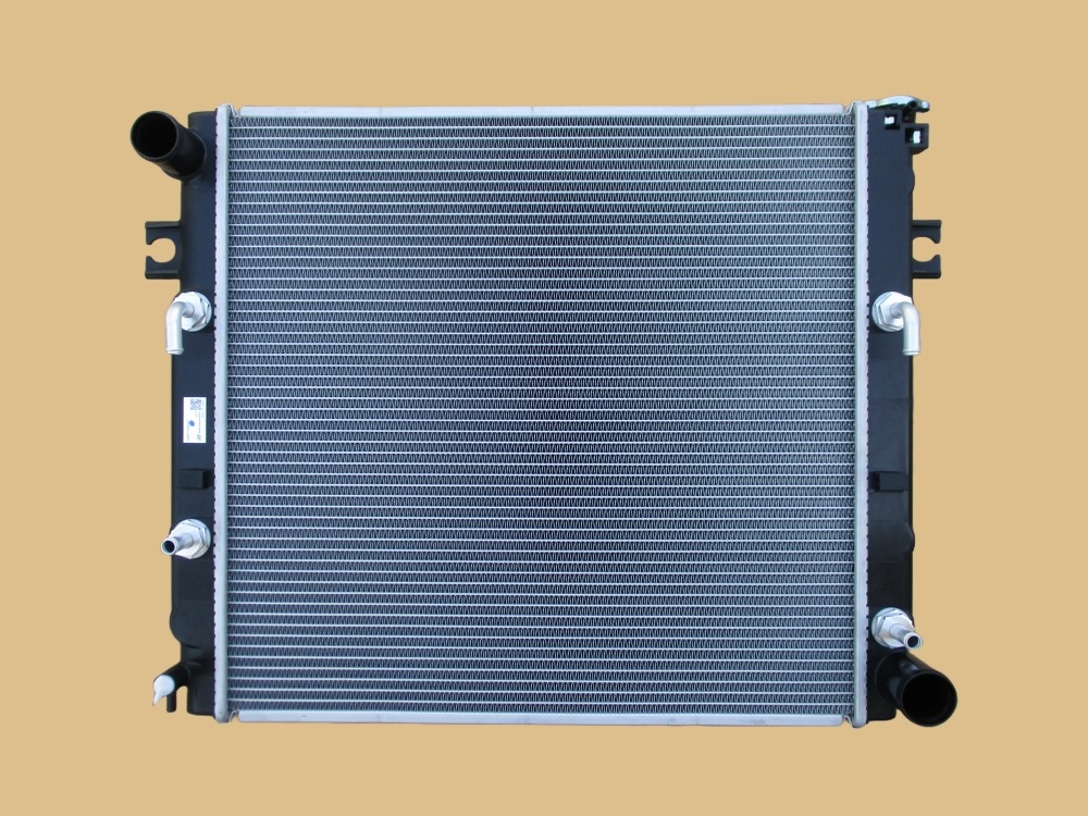 トヨタフォークリフト　ラジエーター　02-7FD40　ノンクラッチ車　16410-30610-71　ブラケット再利用　社外新品