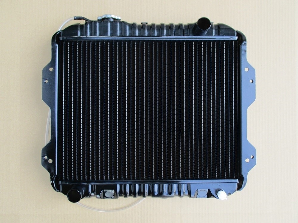 サニートラック ラジエーター GB122 21400-G1660 3層グレードUP 現物