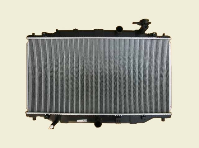 アテンザ　ラジエーター　GJ2FW　SH05-15-200　社外新品