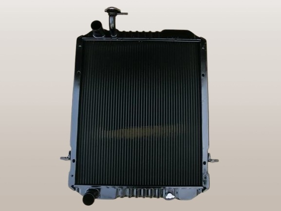 コンドル　ラジエーター　LG4YS41　21410-0T001　リビルト品