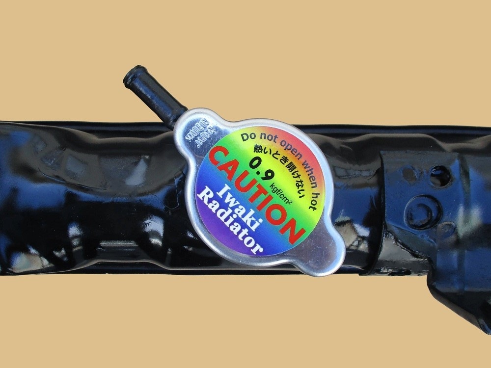 ハイエース　ラジエーター　LH60#　LH61#　16400-54280　MT車　リビルト品