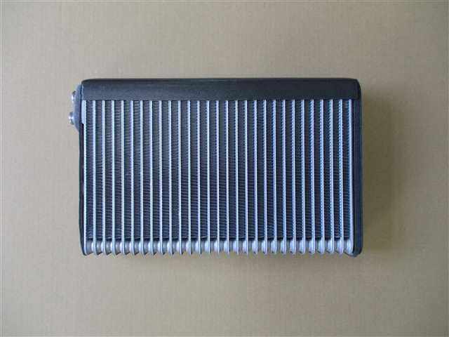 プロフィア エバポレーター FQ1E 88501-1060A エキパン同梱 有限会社