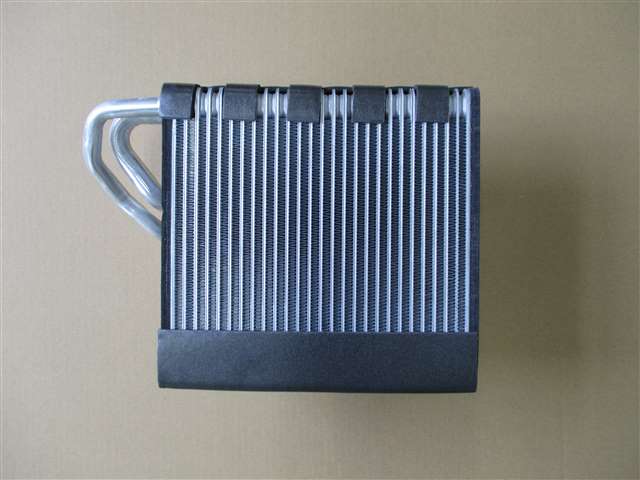 日産 エバポレーター 27280-4A01C　ルークス ルークス エバポレーター ML21S 27280-4A01C サーミスタセット 有限