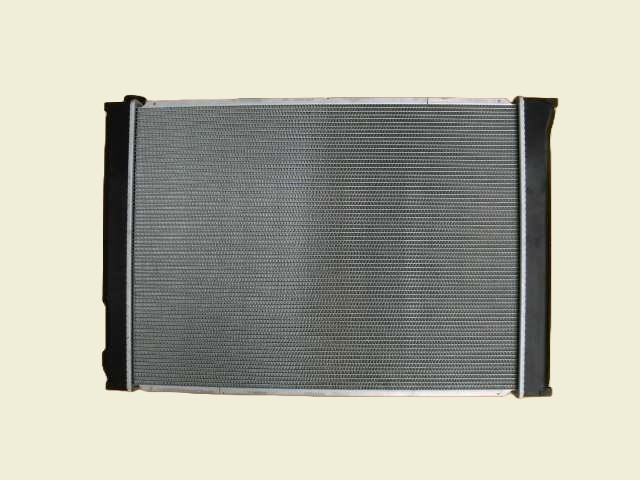 30ハリアーの新品ラジエーター(ACU35W) ☆ハリアー ラジエーター 