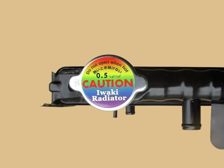 ジムニー　ラジエーター　LJ20　MT　17700-63011-000　現物修理