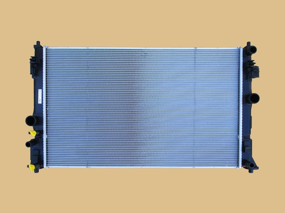 プリウス ラジエーター ZVW60 16400-24390 社外新品 有限会社いわき