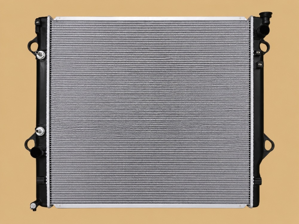 ラジエーター ランドクルーザー TRJ125W 16400-62231 有限会社いわき